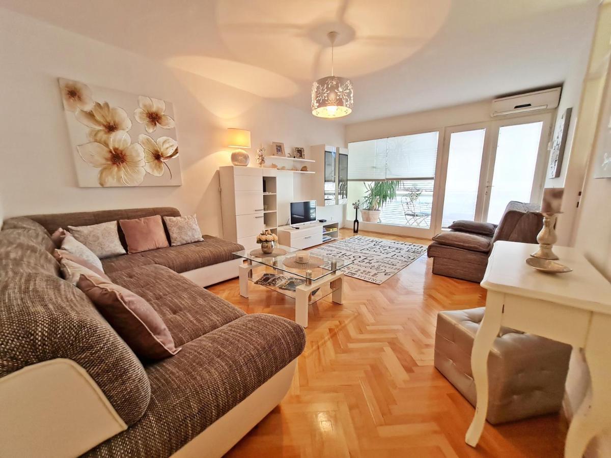 Beach Apartment Ivana โอมิช ภายนอก รูปภาพ