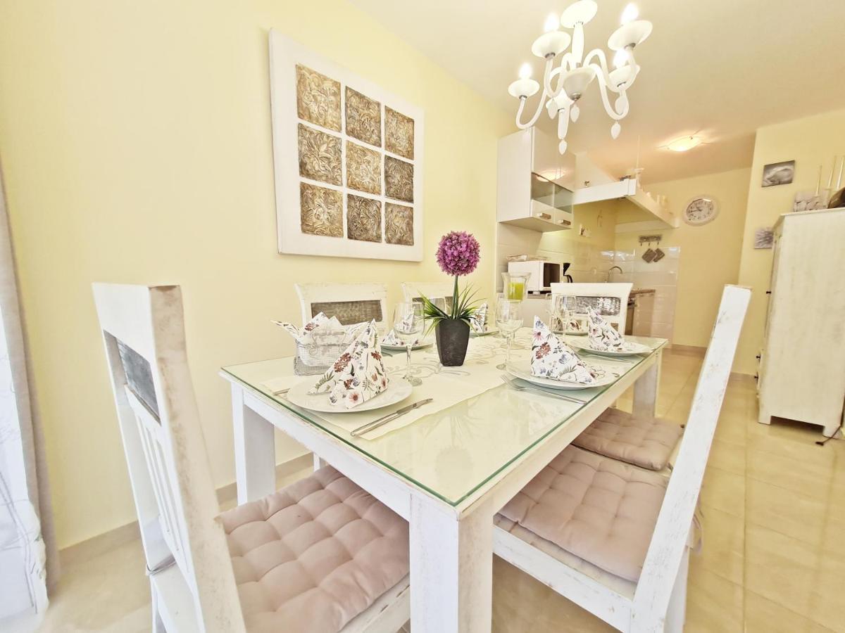 Beach Apartment Ivana โอมิช ภายนอก รูปภาพ