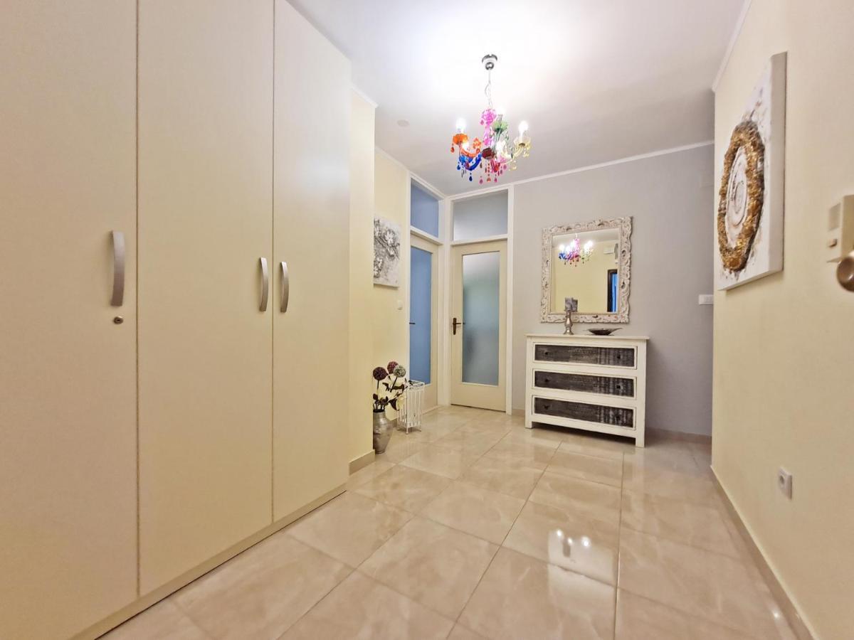 Beach Apartment Ivana โอมิช ภายนอก รูปภาพ