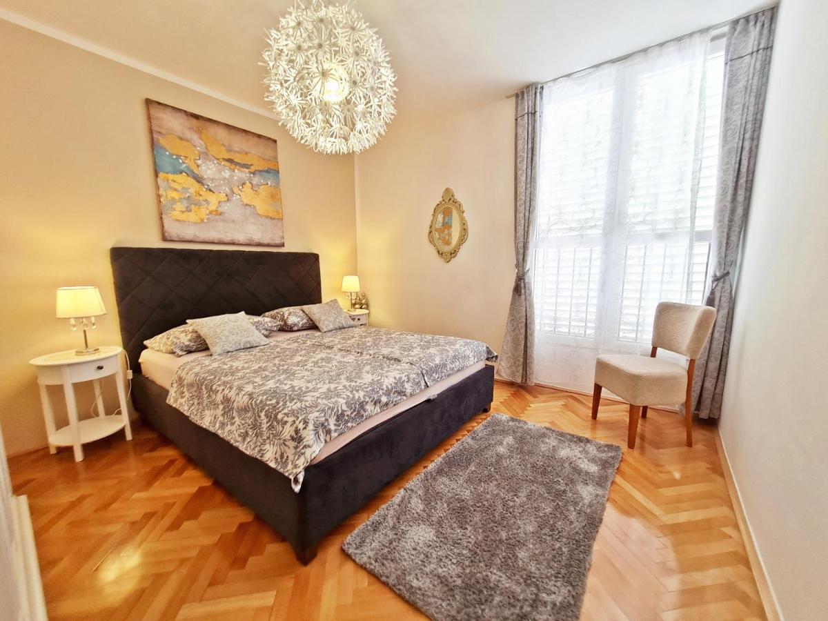 Beach Apartment Ivana โอมิช ภายนอก รูปภาพ